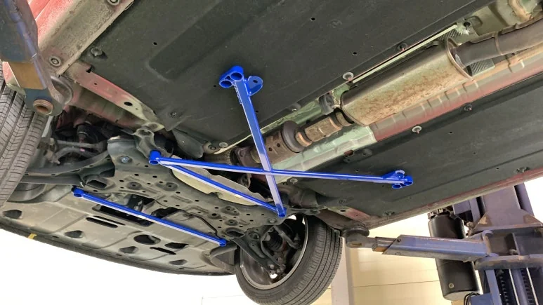 i30 룩손 레이싱 하부보강 튜닝 언더바 멤버바